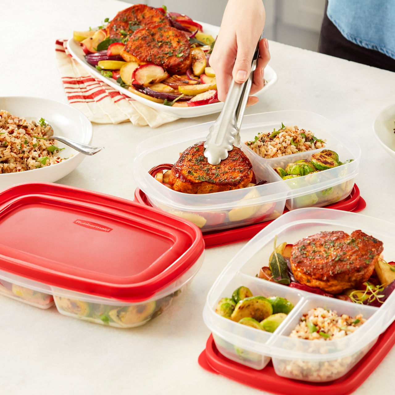 EasyFindLids™ Medium Food Storage Containers, Divided - US 0975