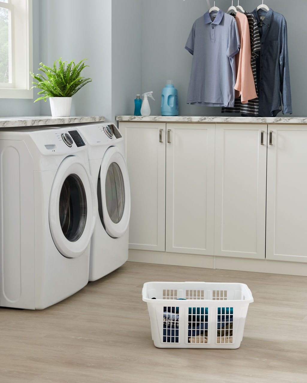 Laundry Basket - US 6054