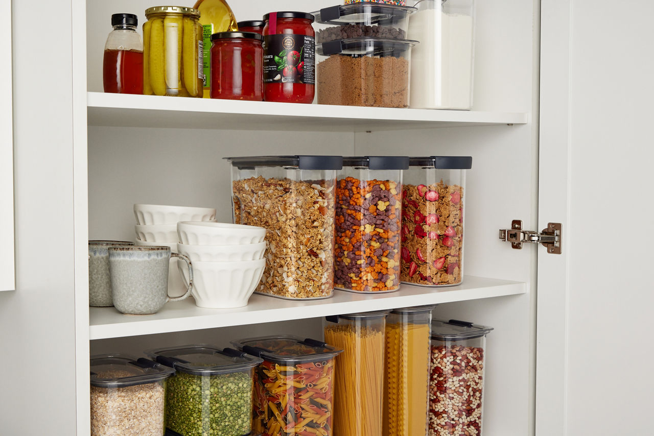 Brilliance™ Pantry Cereal Keeper, 18-Cup Airtight Cereal Container - US 1166