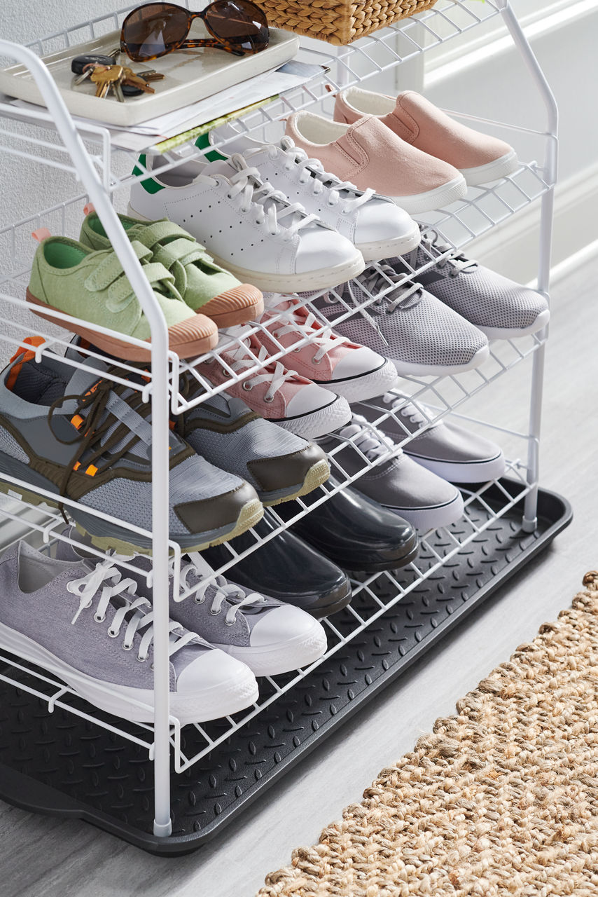 Shoe Shelf - US 3944