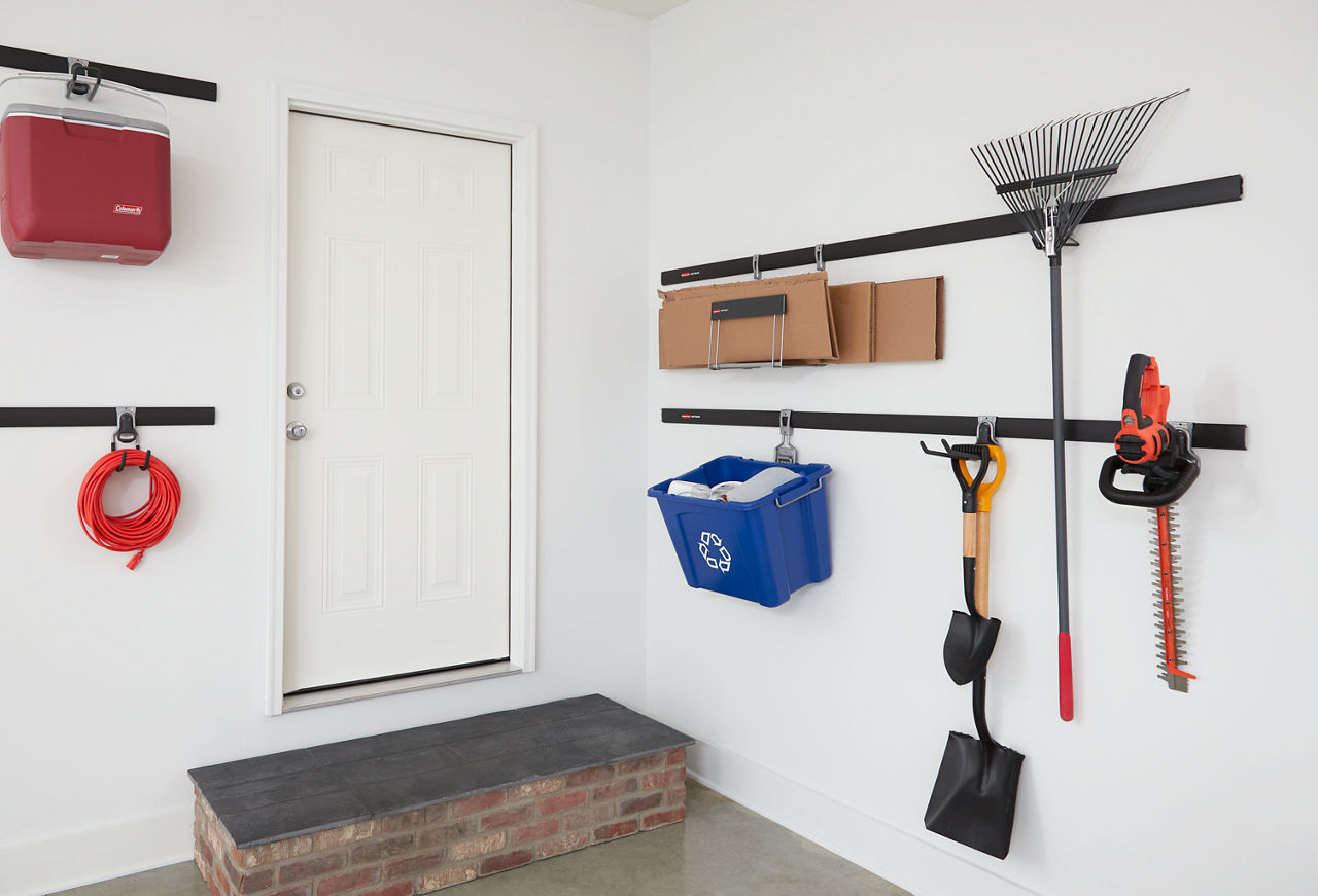 FastTrack® Recycled Cardboard Holder - US 8333
