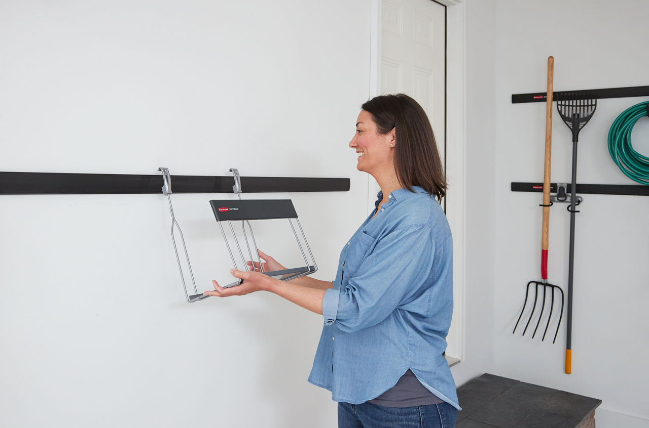 FastTrack® Recycled Cardboard Holder - US 8333